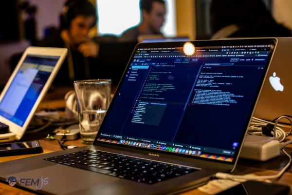 Top logiciels pour professionnels indépendants : guide des options