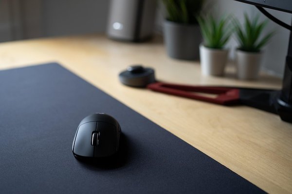 Optez pour le tapis de souris xxl : confort et performance !